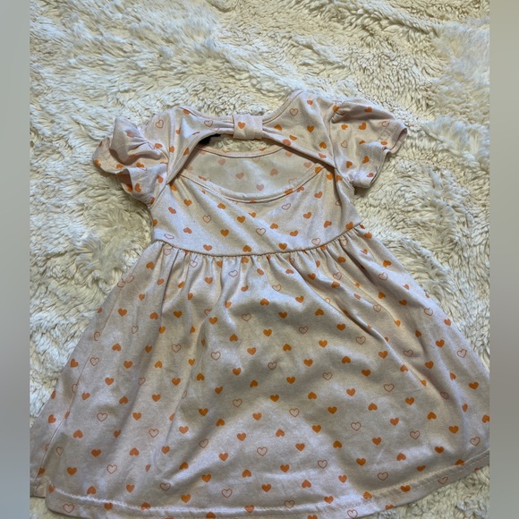 Short sleeve heart dress - Picture 2 of 2